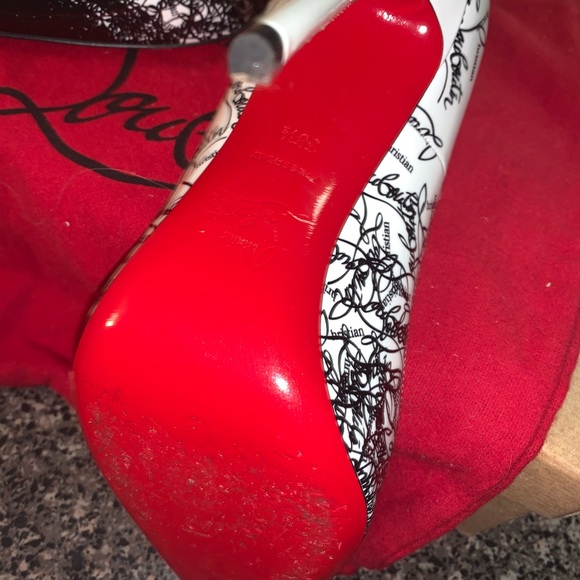 Christian louboutin  size 38.5 - Picture 4 of 4